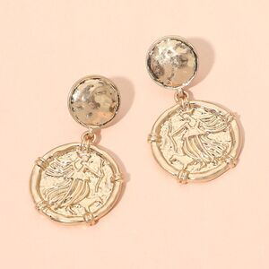 Gold Vintage Metal Coin Medallion Pendant Dangle Drop Earrings Round Charm